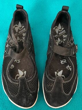 Merrell Performance Footwear Black Mesh & Suede Mary Jane Slip-Ons  Sz 8.5